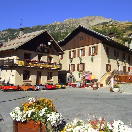 La Vieille Auberge 바르스 외부 사진